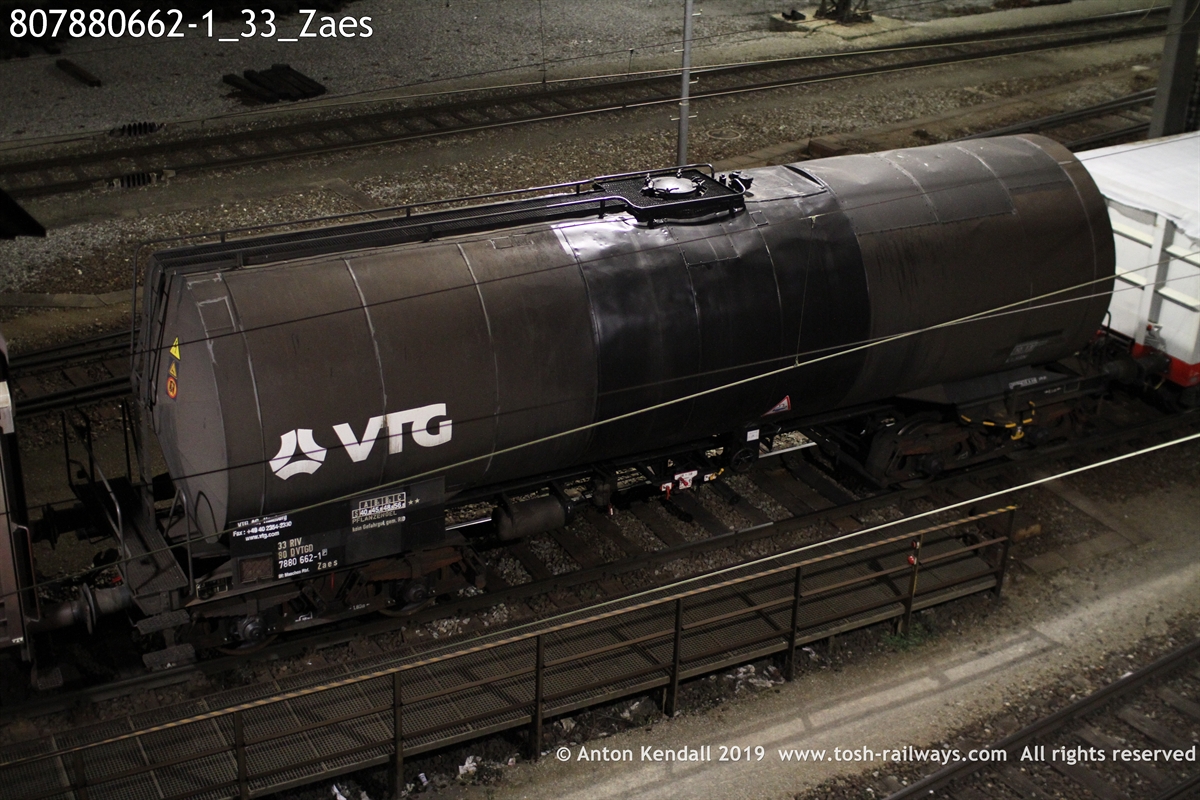 807880662-1_33_Zaes.JPG